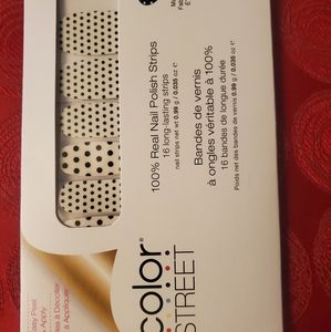 Color Street Polka Dot nail strips